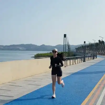 杨翔伟